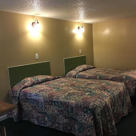 Crown Inn Толедо Екстериор снимка