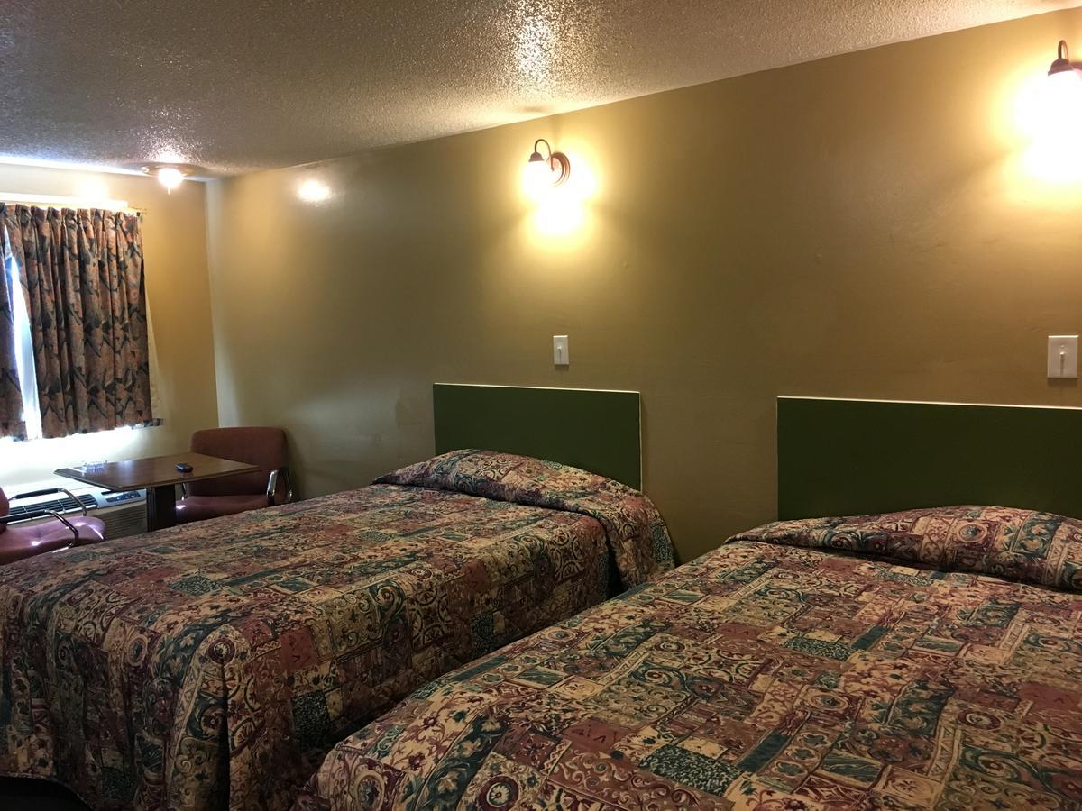 Crown Inn Толедо Екстериор снимка